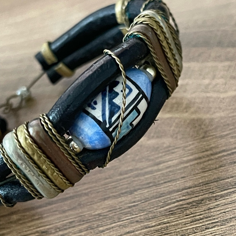 Vintage Artisan Boho Bracelet Blue White Ceramic Bead Brass Wire Leather Cuff - Picture 2 of 5